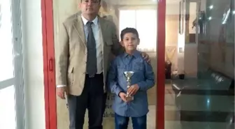 Akbüklü Öğrenci Satranç Turnuvasından Madalya ile Döndü