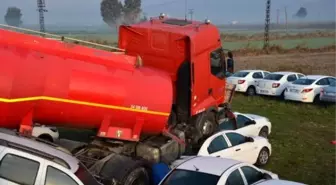 Yakıt Tankeri, Park Halindeki Altı Aracı Hurdaya Çevirdi