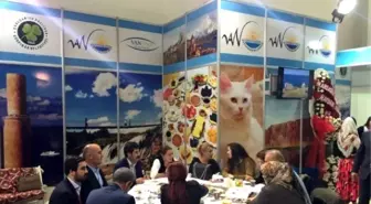 Van, 'Travel Turkey İzmir Fuarı'Nda Tanıtıldı