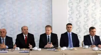 Gümüşhane'de Milli Eğitim Danışma Komisyonu Toplantısı Gerçekleştirdi