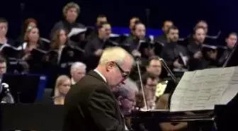 The Royal Philharmonic Orchestra'dan Sezen Aksu Yorumu...