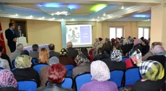 Ardahan'da Bayanlara Yönelik Sohbet ve Konferans Programları Devam Ediyor