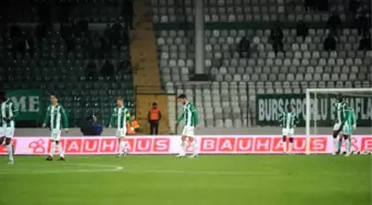 Bursaspor'da Futbolculara 100'er Bin TL Para Cezası