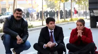 Sur'a Destek İçin Batman'da Esnaf İşyerlerini Açmadı (2)