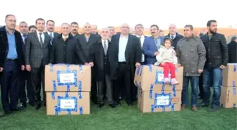 Amatör Spor Kulüplerine Malzeme Dağıtıldı