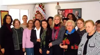 Çeşme CHP'de Kadınlar, Gülseli Saatli ile Devam Dedi