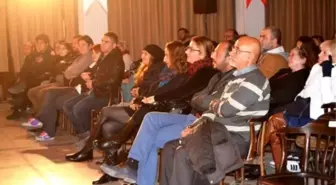 Ünlü Oyuncu Serhat Özcan 'Son Kişot' ile Ayvalık'ı Salladı