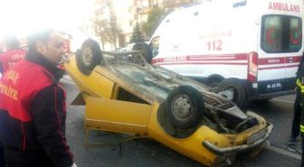 Uşak'ta Otomobil Takla Attı: 3 Yaralı