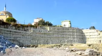 Kuşadası'nda Afet Bölgesi Tartışması