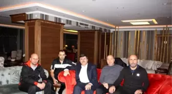 Trabzon Valisi Öz, Sivas Belediyespor Kampını Ziyaret Etti