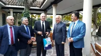 İspanya'ya İş Gezisine Katılan Kto Heyeti, Büyükelçi Önhon ile Buluştu