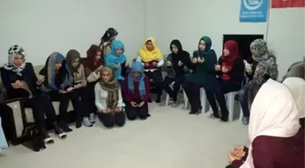 Asenalar Her Perşembe Akşamı Bir Araya Geliyor