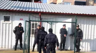 Amatör Maçta Polis ve Yönetim Arasında Tartışma Çıktı