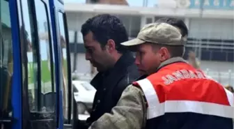 Babasını Öldüren Oyuncu İlk Duruşmaya Çıktı