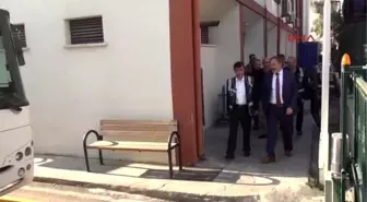 Gözaltındaki Hdp'li Belediye Başkanı Fazlı Türk Adliyeye Sevk Edildi