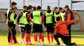 Adanaspor'da Moraller Yerinde