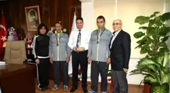 Adanalı Özel Sporcular Bowling'de Türkiye İkincisi Oldu