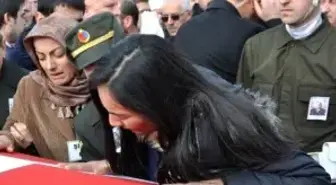İmam, Şehit Kardeşinin Cenaze Namazını Kıldırdı