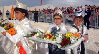 Kobani Çadırkentinde Erkekliğe Toplu Adım