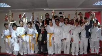 Asım'ın Nesli Mehmet Akif'i Unutmadı