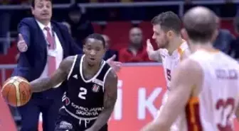 Galatasaray Odeabank: 90 - Beşiktaş Sompo Japan: 76