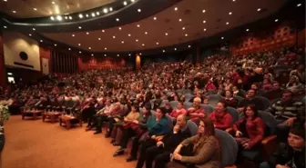 Türk Halk Müziği Konserine Büyük İlgi