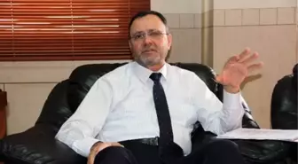 Aşut: 'Yalnızlaştırılıyoruz ve Boğulmak İçin Etrafımız Sarılıyor'