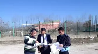 Başkan Özden, Makamına Gitmeden Çalışmaları Yerinde İnceliyor