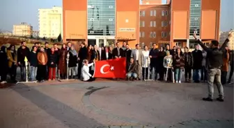 Öğrencilerden 'Roketli' Protesto