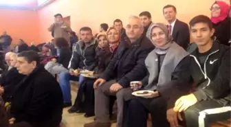Kırcı'dan Spor Salonuna Destek