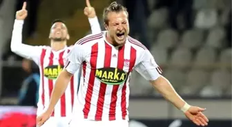 Medicana Sivasspor'da 6 Futbolcu Gönderildi