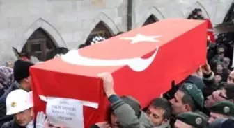 Şehit Polis Kenan Ardıç, Sivas'ta Son Yolculuğuna Uğurlandı