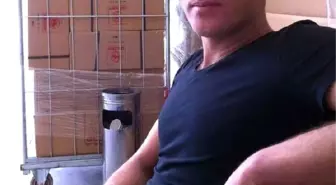 Park Halindeki Tır'a Çarpan Motosikletli Öldü