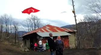 Şehit Babası Kendinden Önce Köyündeki Mağdurlar İçin Yardım İstedi