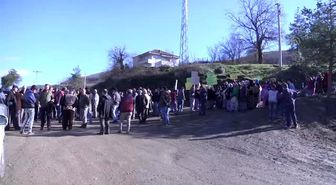 Köylülerden Yol Kapatma Eylemi