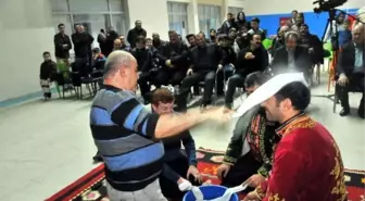 Akşehir'de Kavuk Sende Kış Sohbetleri Sürüyor