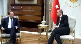 Norveç Dışişleri Bakanı Brende Beştepe'de