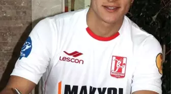 Balıkesirspor, Berat Tosun'u 6 Aylığına Kiraladı