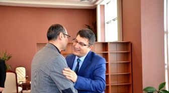 Bilecik Şeyh Edebali Üniversitesi Rektörü Prof. Dr. Taş Görevi Teslim Aldı