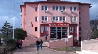 Kocaeli Boşanmak İsteyen Eşini Vuran Koca Yakalandı