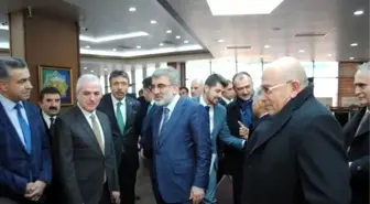 AK Parti İl Müdürleri ile Bir Araya Geldi