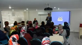 Anne Üniversitesi Öğrencileri İlk Dersine Başladı