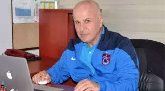 Trabzonspor Teknik Direktörü Sadi Tekelioğlu Görevi Bıraktı