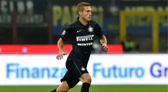 Vidic İngiltere'ye Dönüyor