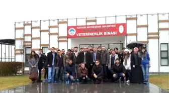 Hayvanat Bahçesinde Uygulamalı Eğitim