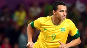 Leandro Damiao Elden Kaçtı