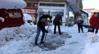 Kar Yağışı Bitti Geriye Temizliği Kaldı