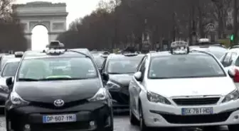 Taksicilerden 'Uber' Protestosu
