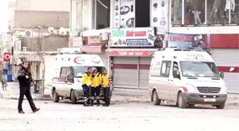 Cizre'de Ambulans Yaralılara En Fazla 400 Metre Yaklaşabiliyor, Sonrası Kurşun!