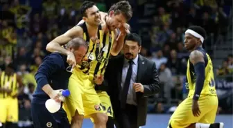 Fenerbahçe'de Antic ve Sloukas Sakatlandı